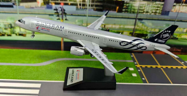 Airbus A321-211 China Eastern Airlines SkyTeam B-8976  KJ-A321-198