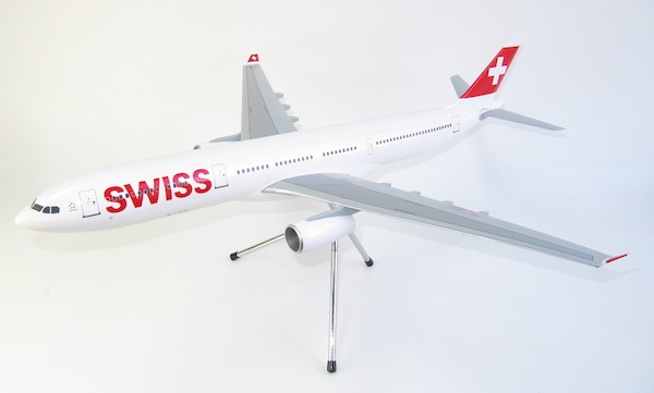 Airbus A330-300 Swiss LUPA060