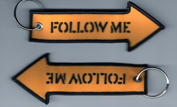 Keyholder with FOLLOW ME on both sides, yellow background, arrow style  KEY-FOLLOW