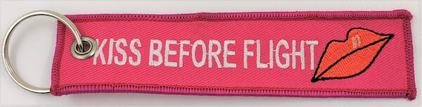 Keyholder with KISS BEFORE FLIGHT on both sides KEY-KISS-PINK