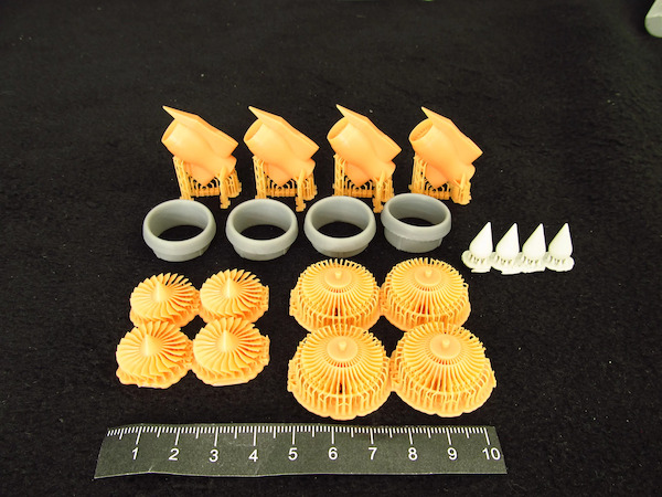 Rolls Royce Trent 900 Engines for A380 (Revell) MDR14452