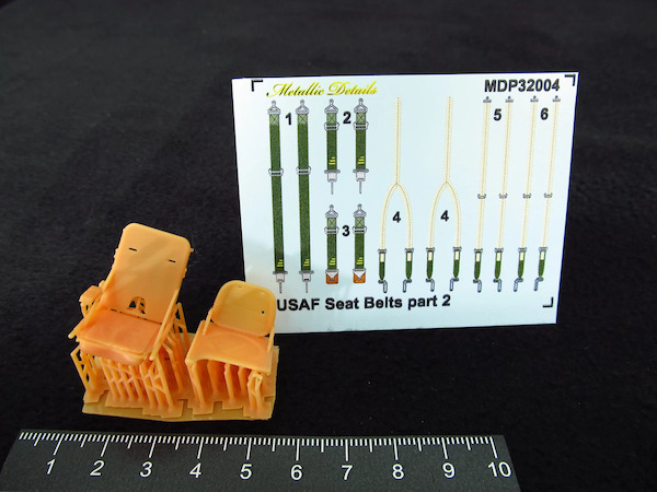 A26 Invader seats (2x) MDR3253