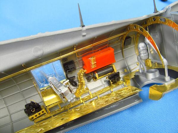 B17 Flying Fortress Waist gunners Cabin (Monogram)  MDR4892