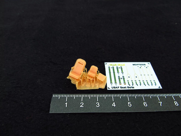 B26 Marauder seats (2x) MDR72114