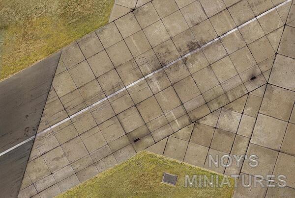 Cold War UK Heavy Bomber tarmac 144016