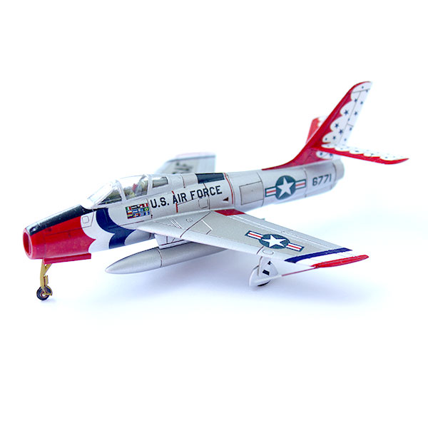 Republic F-84F Thunderstreak (Thunderbirds)  mwg144081