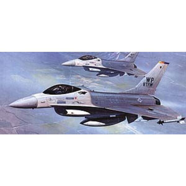 General Dynamics F16A Fighting Falcon 12610