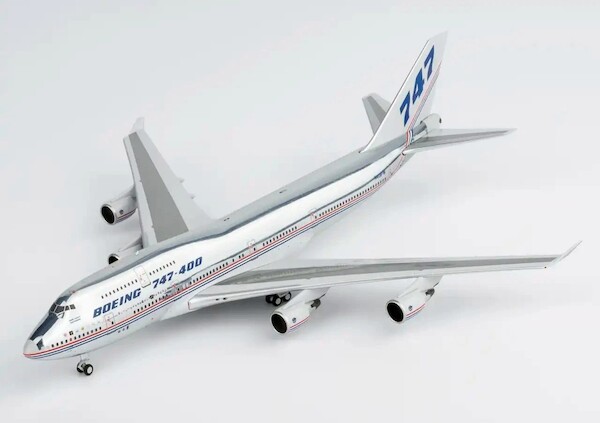 NG Models 04009 Boeing 747-400 Boeing house colors N401PW (ULTIMA
