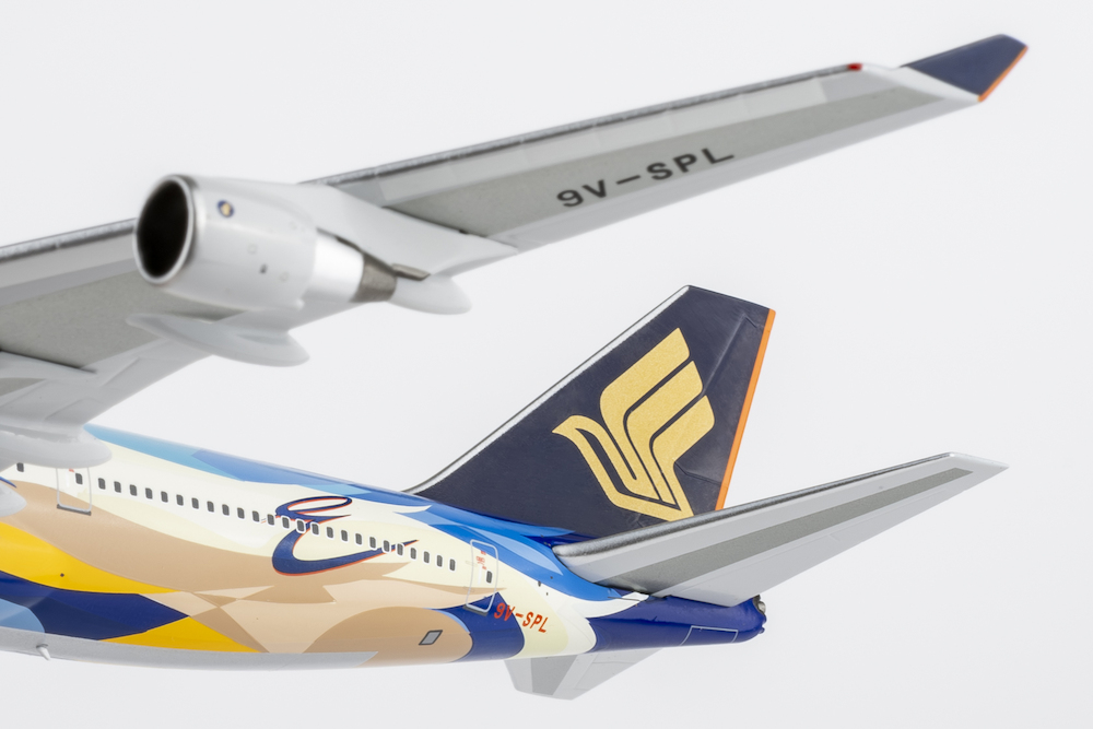 NG Models 04011 Boeing 747-400 Singapore Airlines 