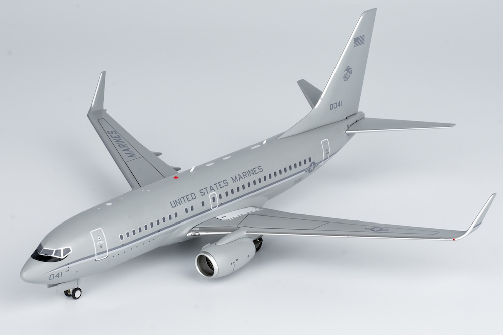 NG Models 05002 Boeing 737-700 C-40A Clipper US Marines 170041 US