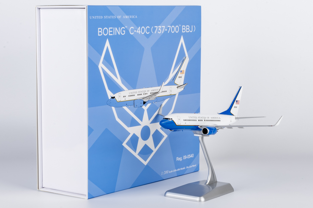 NG Models 05017 Boeing 737-700BBJ C-40B US Air Force 09-0540