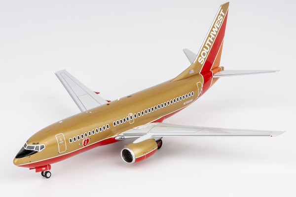 Boeing 737-700 Southwest Airlines "Mustard rocket livery" N758SW 05033