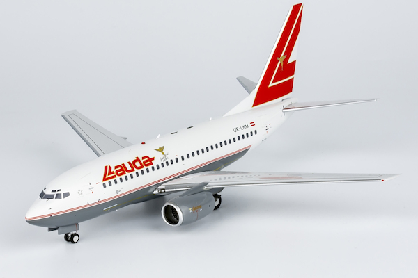 Boeing 737-600 Lauda OE-LNM 06009