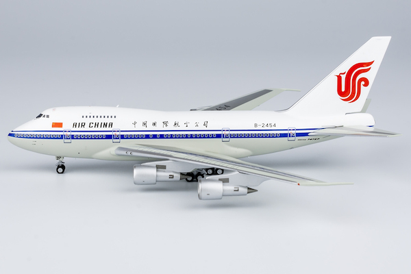 Boeing 747SP Air China B-2454  07030