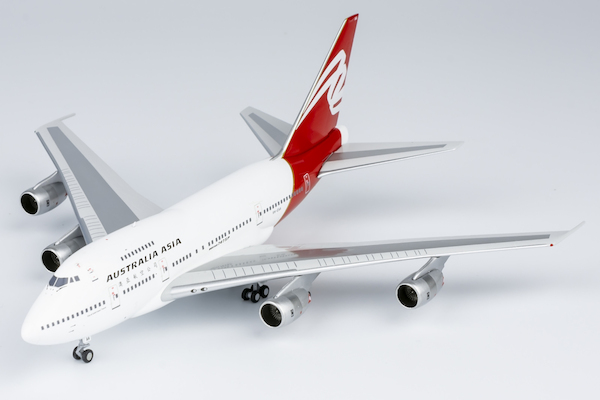 Boeing 747SP Australia Asia VH-EAA "City of Gold Coast-Tweed" 07035