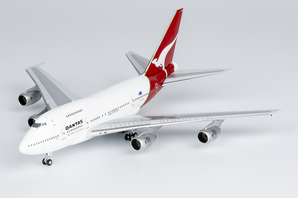 Boeing 747SP Qantas "The Spirit of Australia" VH-EAB 07037