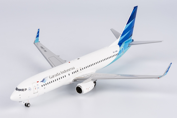 Boeing 737-800 Garuda Indonesia PK-GNH  08022