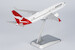 Boeing 737-800 Qantas "Townsville" VH-VXT  08025