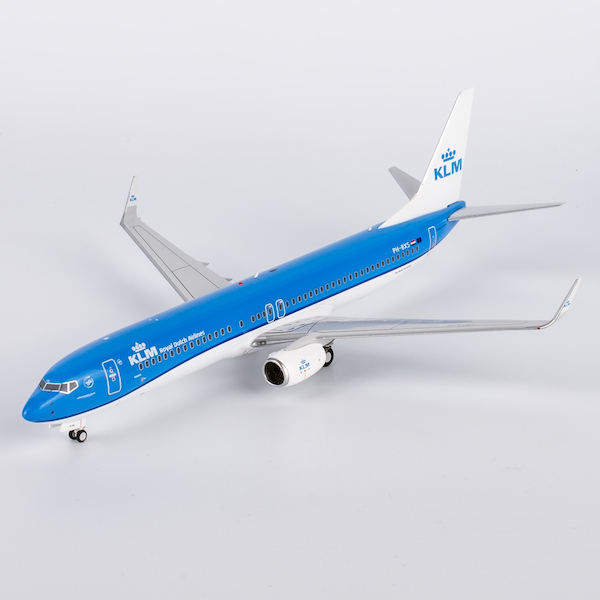 Boeing 737-900 KLM PH-BXS 09001