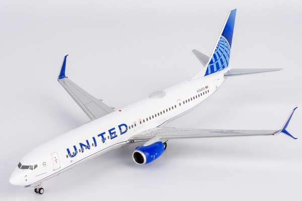 Boeing 737-900ER United Airlines "Blue Evolution" N38459 09002