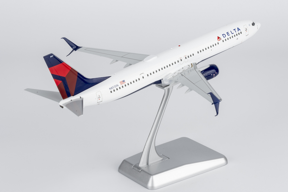NG Models 09008 Boeing 737-900ER Delta Air Lines N851DN