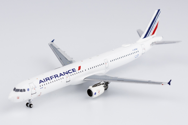 Airbus A321-200 Air France F-GTAU 13033