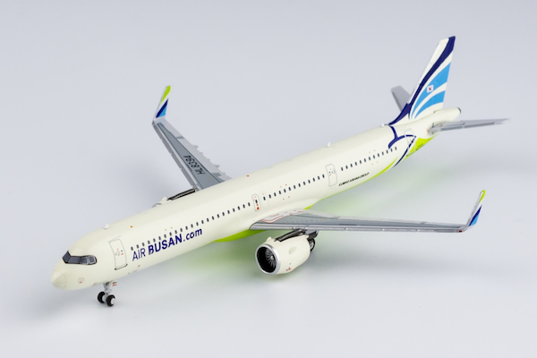 Airbus A321neo Air Busan HL8394 13060