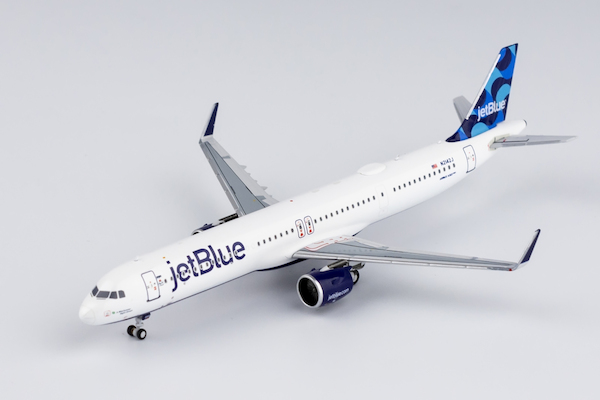 Airbus A321neo JetBlue "A Mint Summer Night's Dream" N2142J 13061