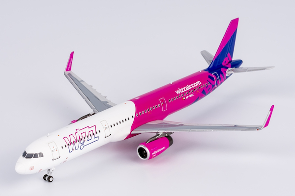 Airbus A321 Wizz Air Abu Dhabi A6-WAC 13117