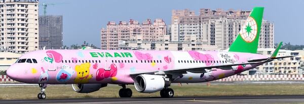 Airbus A321neo Eva Airways HELLO KITTY “Pinky Jet” Sanrio Characters B-16217 13123
