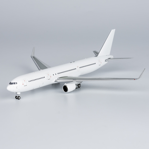 Boeing 767-300ER Blank PW4000 engines  17005