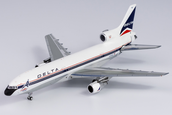 Lockheed L1011-1 Delta Air Lines "We the People - 1776-1976" N707DA 31026