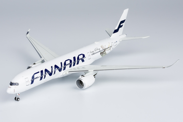 Airbus A350-900 Finnair OH-LWD happy holiday #2  39048