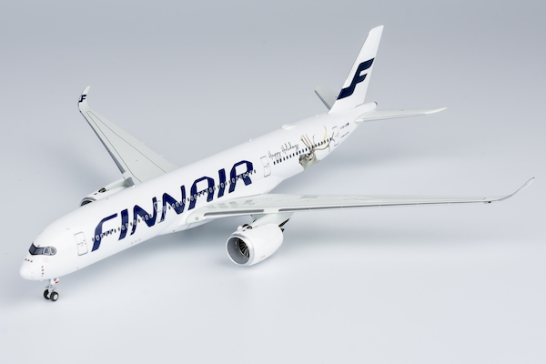 Airbus A350-900 Finnair OH-LWD happy holiday #2 39048