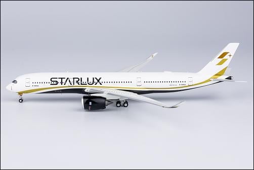 Airbus A350-900 Starlux B-58502 39049