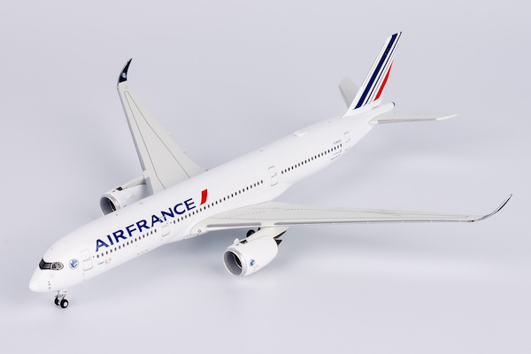 Airbus A350-900 Air France F-HUVJ with PARIS 2024 sticker 39089