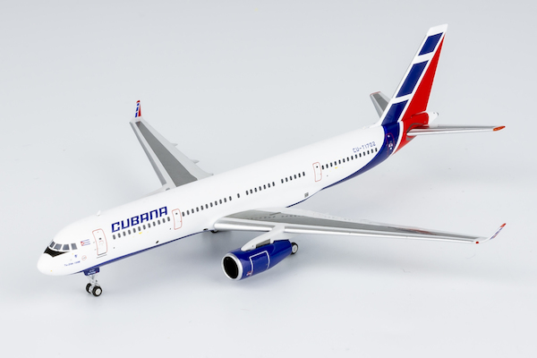 Tupolev Tu204-100E Cubana CU-T1702 40021