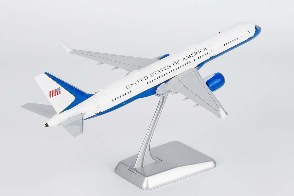 NG Models 42041 Boeing 757-200 (C-32A) United States of America U