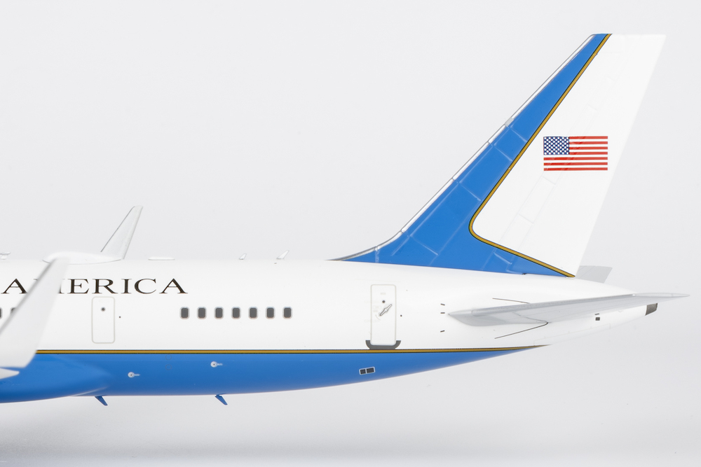 航空機・ヘリコプター JC 1:400 USAF C-32B 99-6143 B757-200 JC Wings 1:400 LH4253 USAF Boeing C-32B Diecast Aircraft Jet