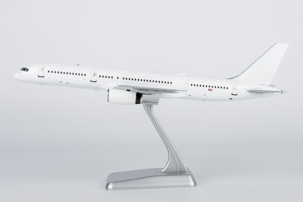 NG Models 42043 Boeing 757-200 (C-32A) United States of America U