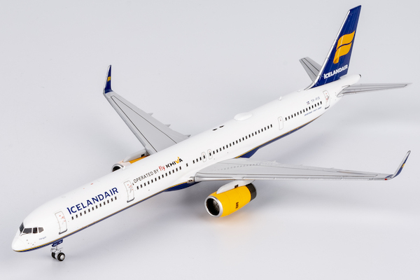 Boeing 757-300 Icelandair "operated by fly KHIVA" TF-FIX 45007