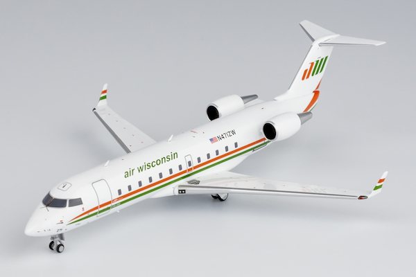 Canadair CRJ200LR United Express / Air Wisconsin N471AW 52062