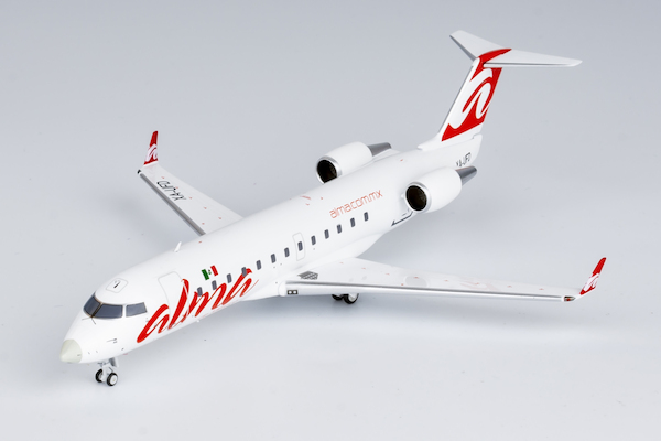 Canadair CRJ200ER Alma de Mexico XA-UFD 52082