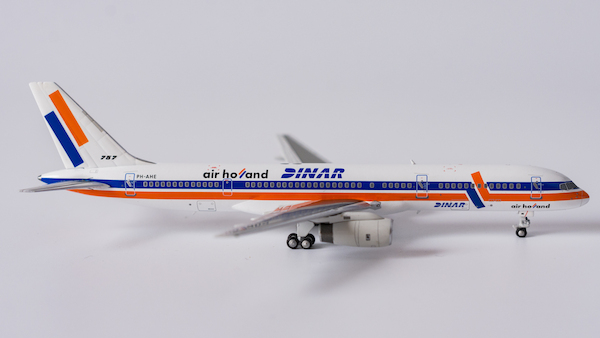 Boeing 757-200 Air Holland