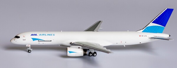 Boeing 757-200APF ASL Airlines OE-LFB 53172