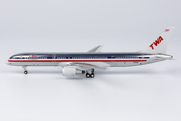 Boeing 757-200 TWA Airlines / American Airlines N704X hybrid 53195