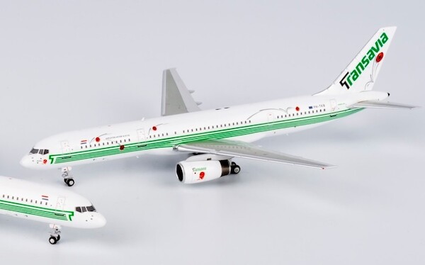 Boeing 757-200 Transavia PH-TKB "Dutch Football Team World Cup 1994 Livery" 53207