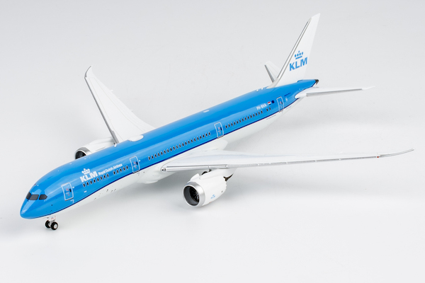Boeing 787-9 Dreamliner KLM "Carnation / Anjer" PH-BHA  55148