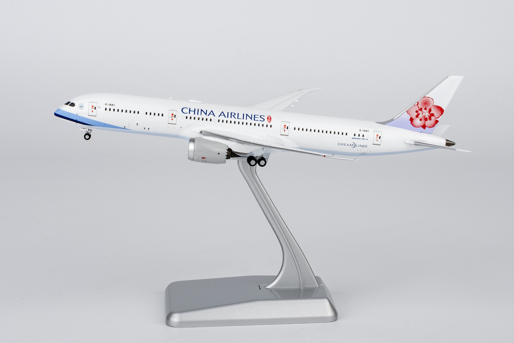 NG Models 55158 Boeing 787-9 Dreamliner China Airlines B-18811 fi