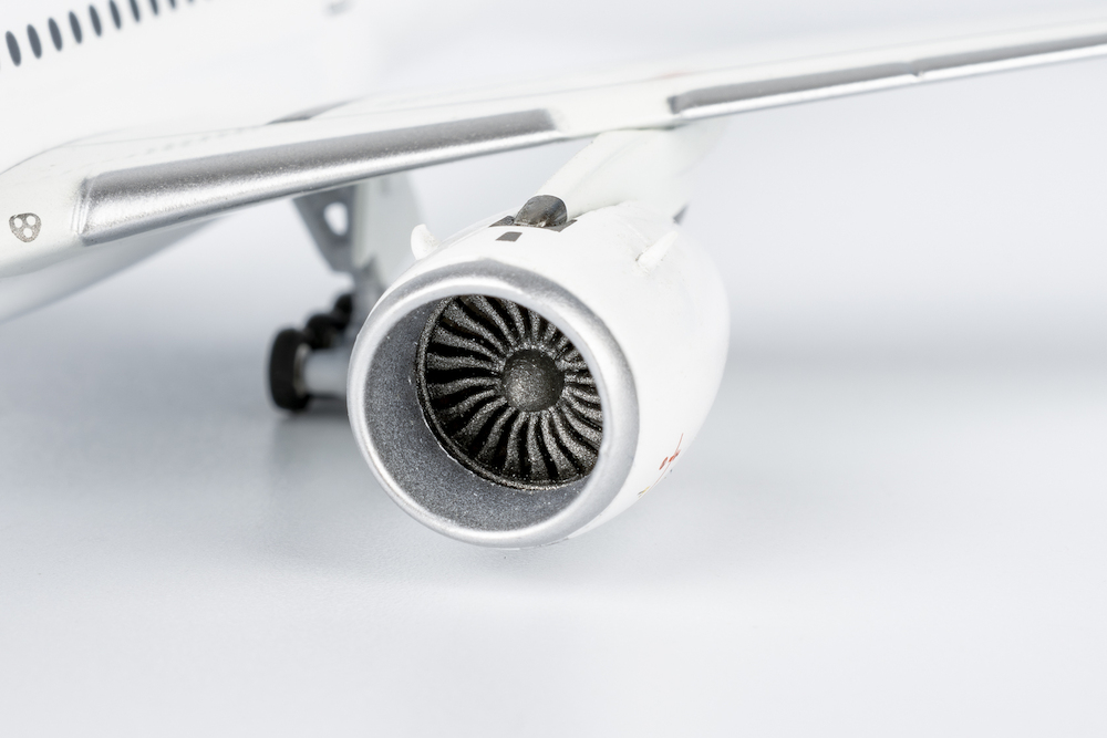 NG Models 57016 Airbus A350-1000 Japan Airlines JAL JA04WJ